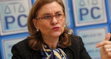 GRAPINI, europarlamentar INTACT: surprinsă ATACÂND JURNALIŞTII în parc 