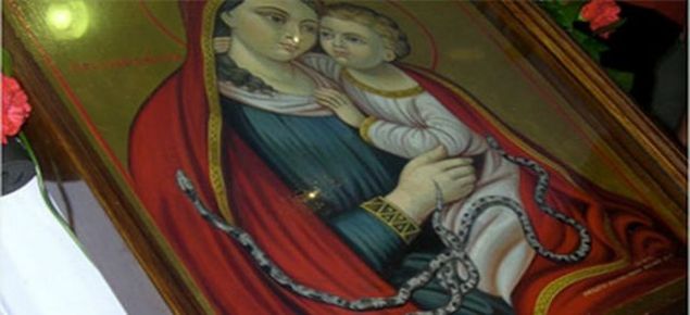 SFANTA MARIA. MIRACOLUL care se întâmplă an de an, de SF MARIA, într-o biserică
