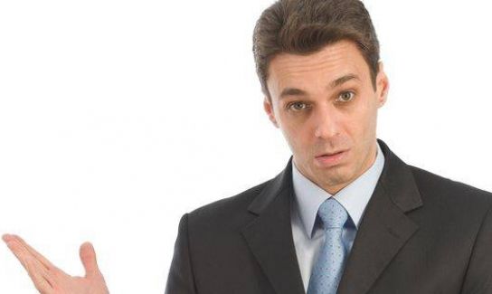 Protest ANTENA 3. Apariţia SCANDALOASĂ a lui MIRCEA BADEA în mijlocul MANIFESTANŢILOR 