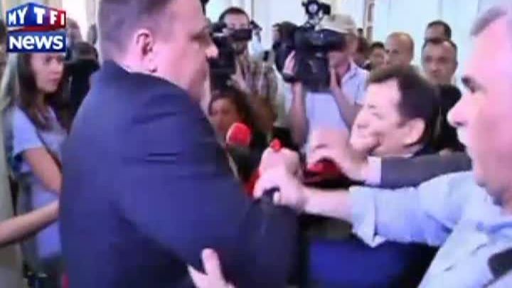 LEGEA PUMNULUI în Parlamentul din Ucraina: deputat, făcut KO de un coleg - VIDEO
