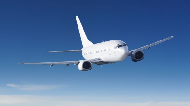 Zborurile dinspre și către aeroporturile din Grecia, anulate joi 