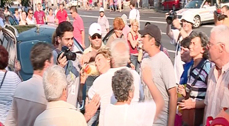 PROTEST Antena 3. Noi mărturii ale JURNALIŞTILOR AGRESAŢI: "Îmi spuneau: o cauţi cu lumânarea"