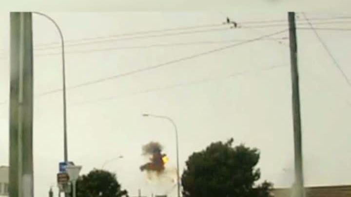 O statuie din Noua Zeelandă a fost distrusă de un fulger, în timpul unei furtuni 