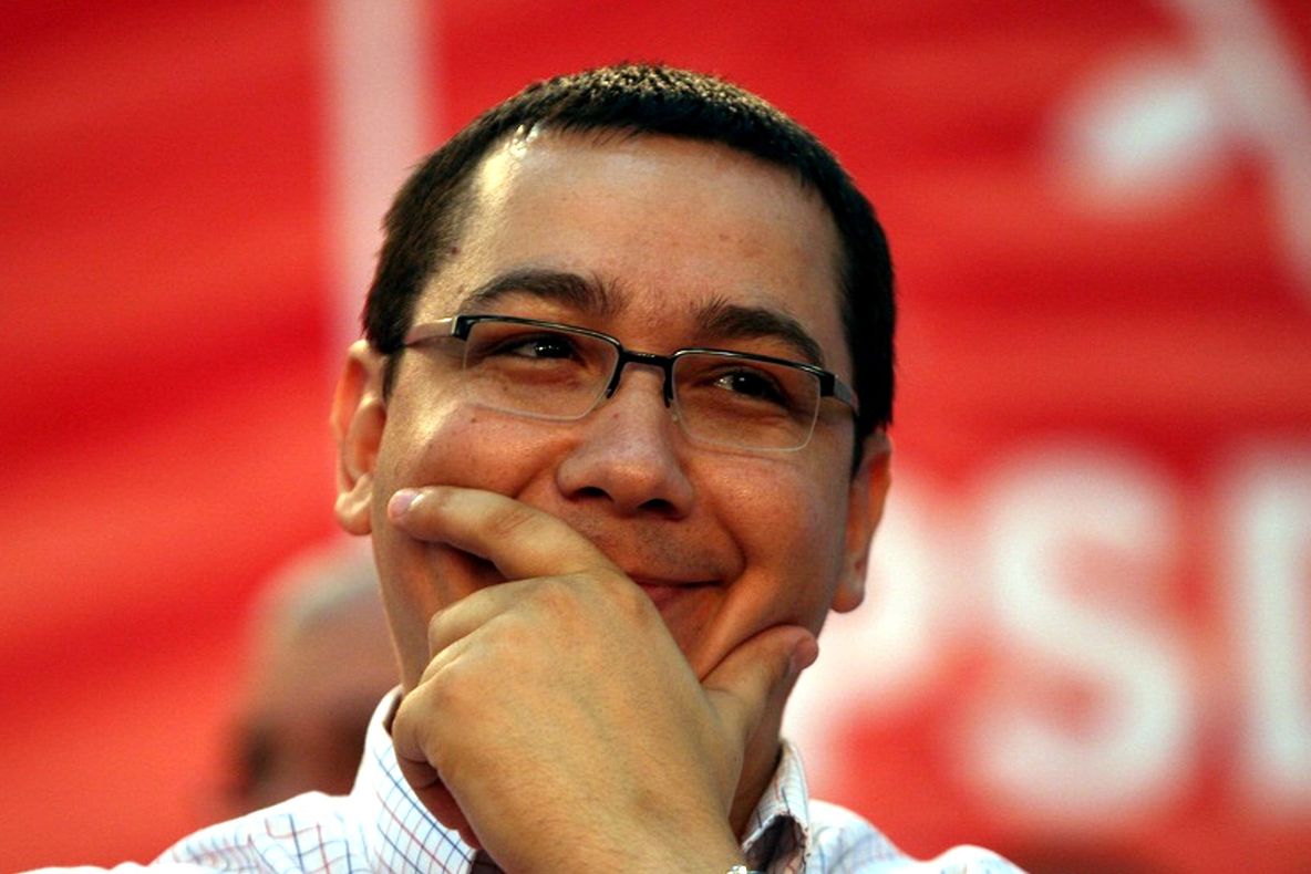 Macovei: Sunt singura care îl poate bate pe Ponta. Nu demisionez din PDL!