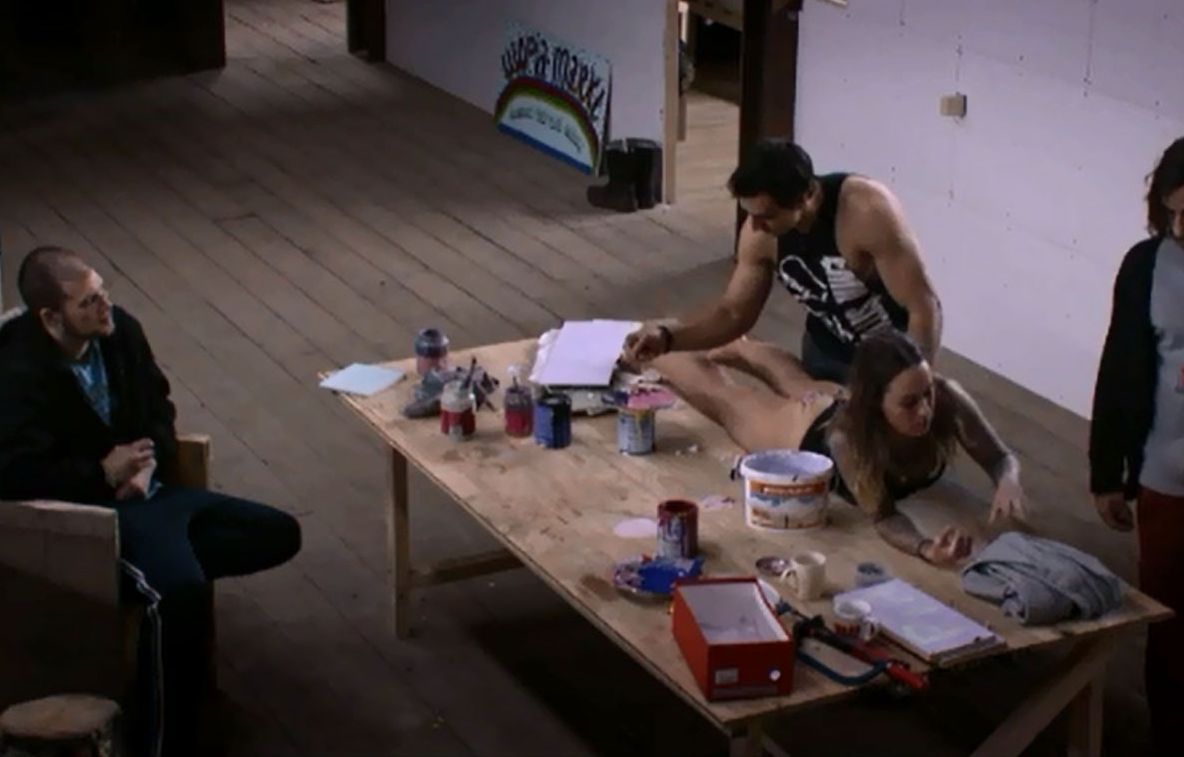 VIDEO INCREDIBIL! Un grup de tineri a gasit o metoda inedita de a face bani