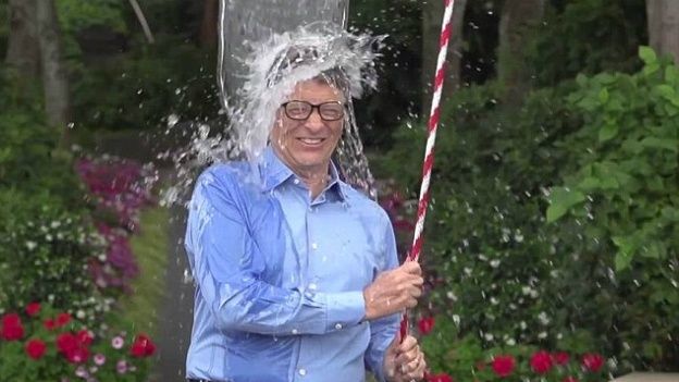 Diplomaţii americani au INTERZIS la "Ice Bucket Challenge"