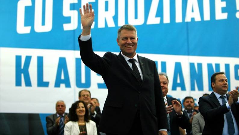 IOHANNIS şi-a lansat candidatura pentru COTROCENI: Să construim împreună ROMÂNIA LUCRULUI BINE FĂCUT