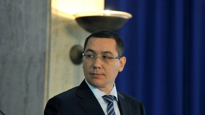 Ortodoxul Victor Ponta se laudă cu MUNCILE AGRICOLE în ziua de duminică!
