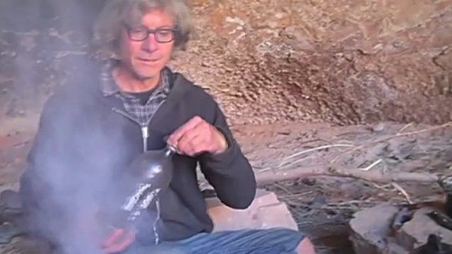 A trăit timp de 12 ani FĂRĂ BANI! VIDEO