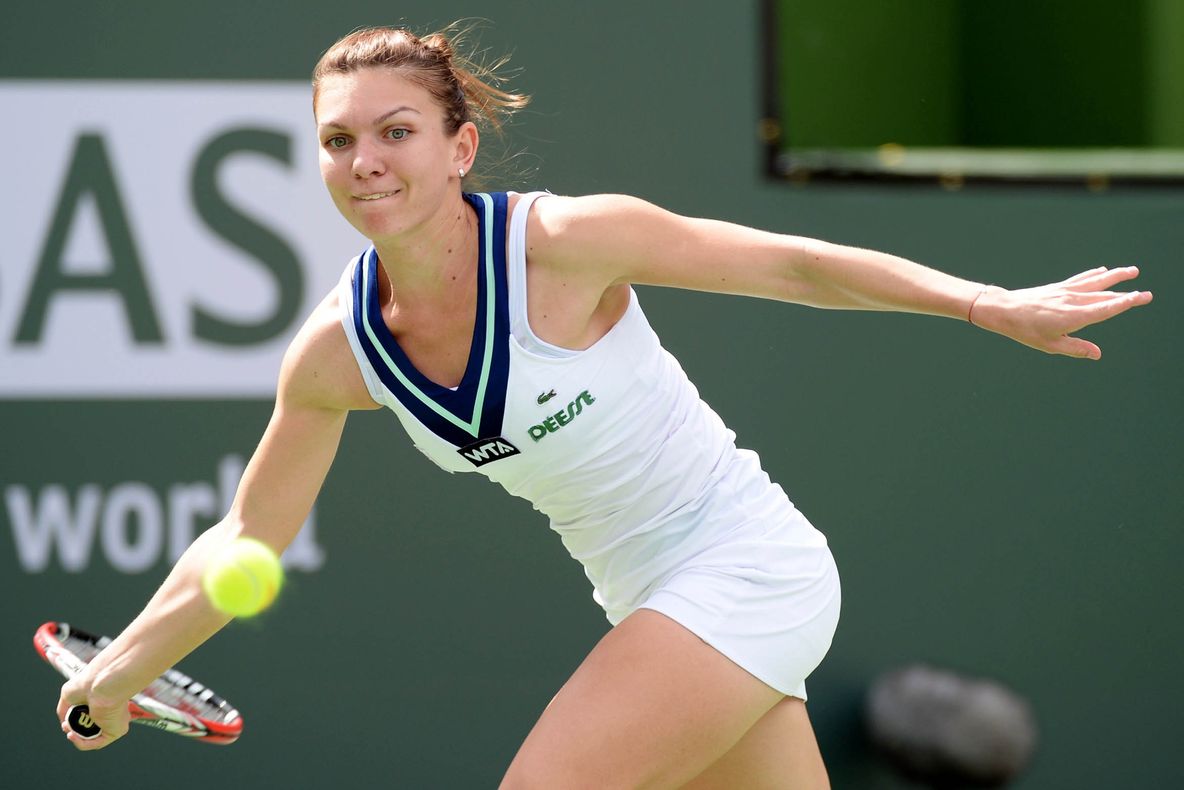 Probleme pentru Simona Halep. Ce AVERTIZĂRI a primit înainte de meciul cu Zhu, de la Beijing