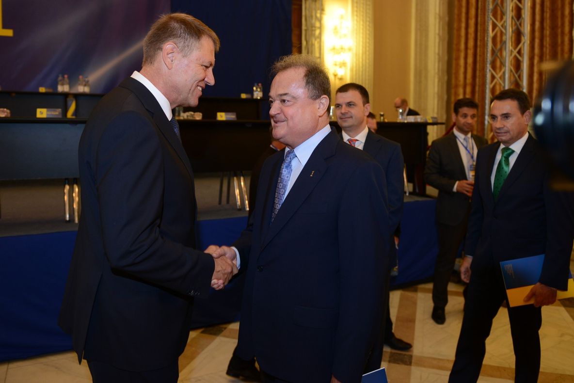 ACL va iniţia moţiunea de cenzură pe tema încercărilor Guvernului de a pregăti fraudarea alegerilor