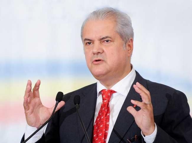 Adrian Năstase: Campania va fi urâtă. Nu am văzut absolut nimic ideologic