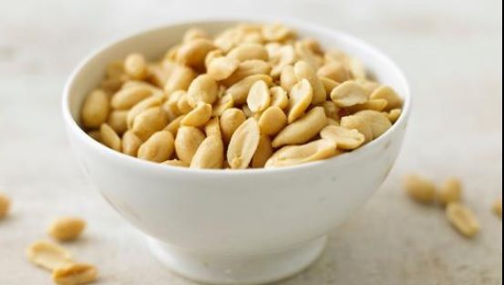 Ce se întâmplă dacă mănânci în fiecare zi alune?