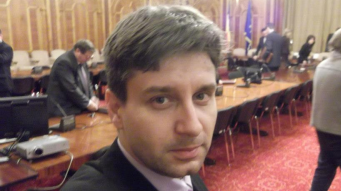  Deputatul care a intrat in greva foamei a dormit în Parlament: Rezist o mie de ani