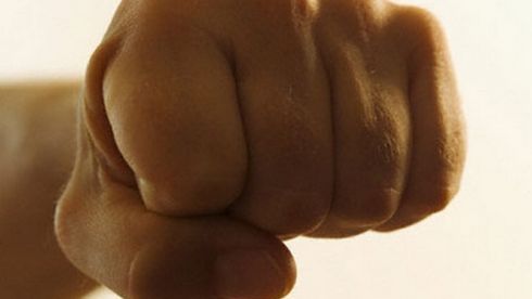 MINOR AGRESAT de un impiegat în GARĂ