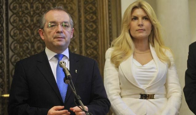 Emil Boc, pe lista susţinătorilor Elenei Udrea la Preşedinţie