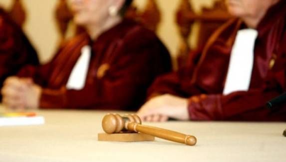 CCR decide vineri asupra validării primului tur al alegerilor prezidențiale