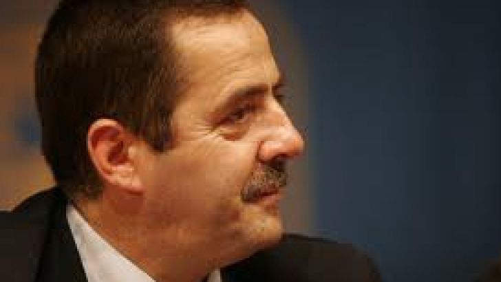 Preda: Ponta a fugit de armată, iar neamţul Iohannis a făcut planton şi a jurat credinţă României