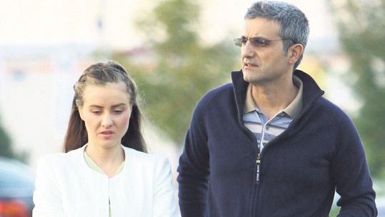 Robert Turcescu s-a cununat religios cu Oana, o femeie cu 14 ani mai tânără