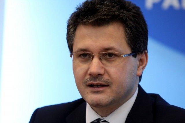 Costoiu: Anii de studiu, din colegiile postliceale, nu pot fi echivalaţi cu cei de facultate