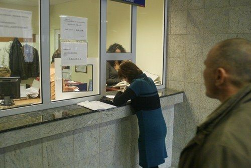 Cozile la ghişee, o amintire pentru cei de la Inspectoratul General pentru Imigrări 