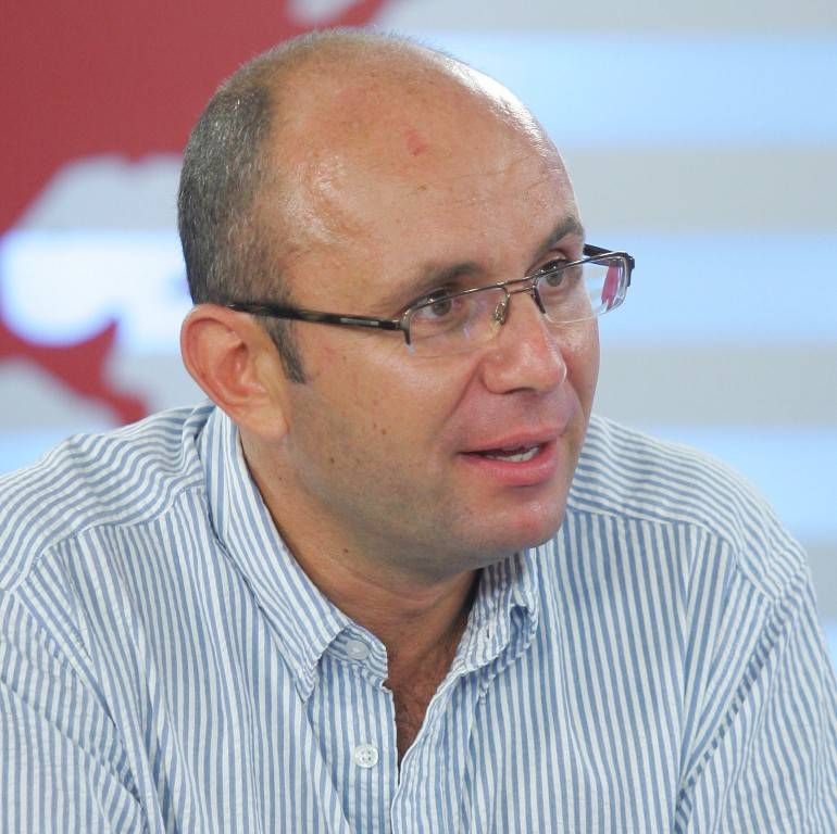 Cozmin Gușă: Reprezentarea noastră, în relația cu Statele Unite, a fost una jalnică 