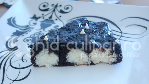 Negresă cu bile de brânză şi cocos