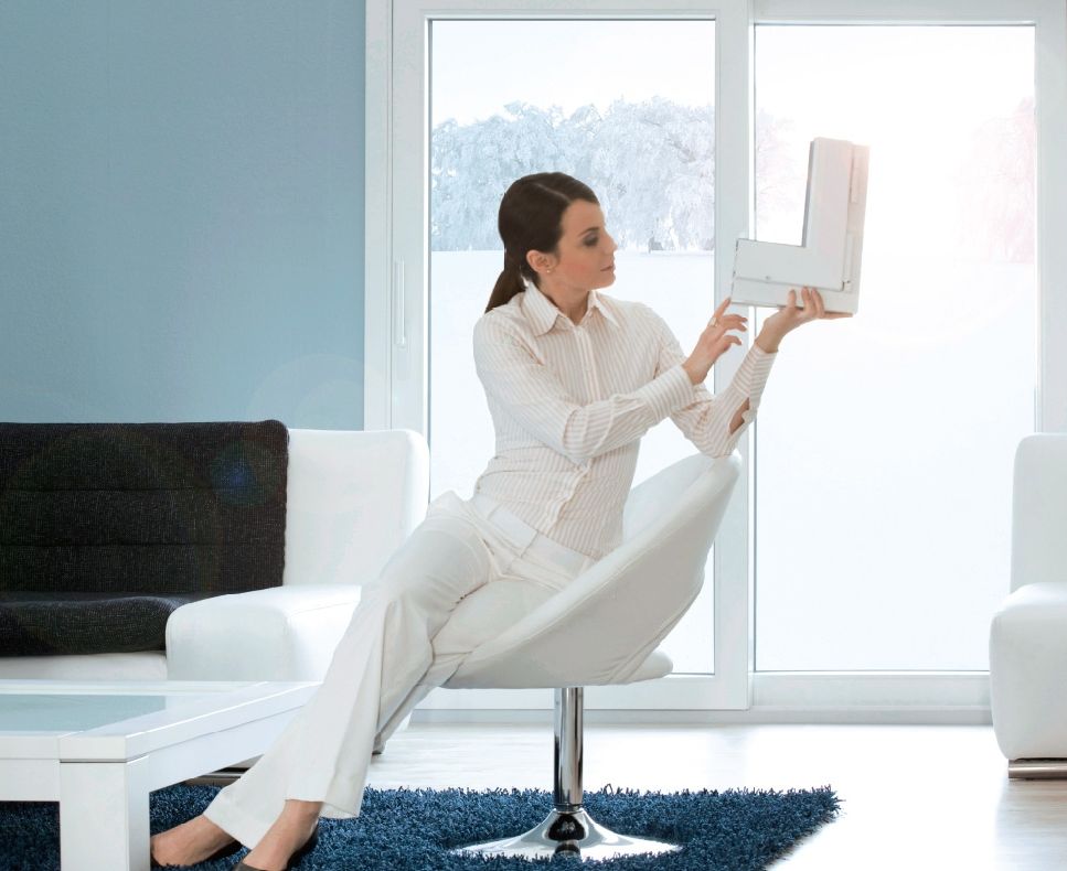 Un showroom de ferestre mereu deschis (P)