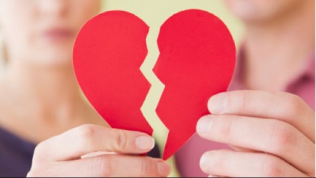 SURPRIZĂ - Despărţire-ŞOC în lumea modenă. Au surprins cu RUPTURA lor. Bruneta plânge întruna