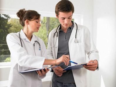 Astărăstoae: Unele secții riscă să devină muzeu, din cauza deficitului de medici care a ajuns la 40%