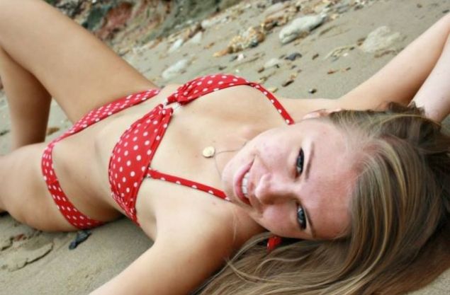 CUTREMURATOR: Are doar 17 ani si a aflat ASTA dupa ce a mers la ginecolog! Parintii sunt IN SOC