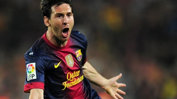 Messi a prezentat maşina Ferrari, după ce s-a spus că a dat pe bolid 32 de milioane de euro