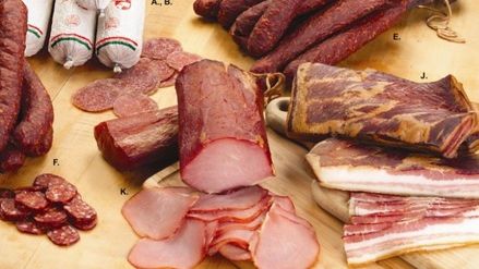 Ce se întâmplă în corpul tău când consumi zilnic MEZELURI  