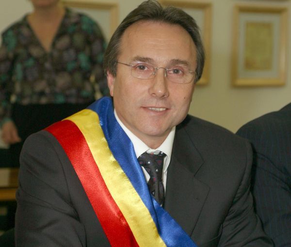 Nuntă cu 600 de invitaţi pentru fiica unui baron PSD de Iaşi