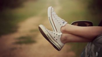 Care sunt PANTOFII POTRIVIŢI pentru fiecare ZODIE