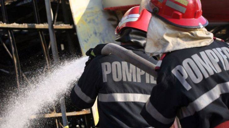 INCENDIU VIOLENT în Pantelimon. POMPIERII, ÎN ALERTĂ
