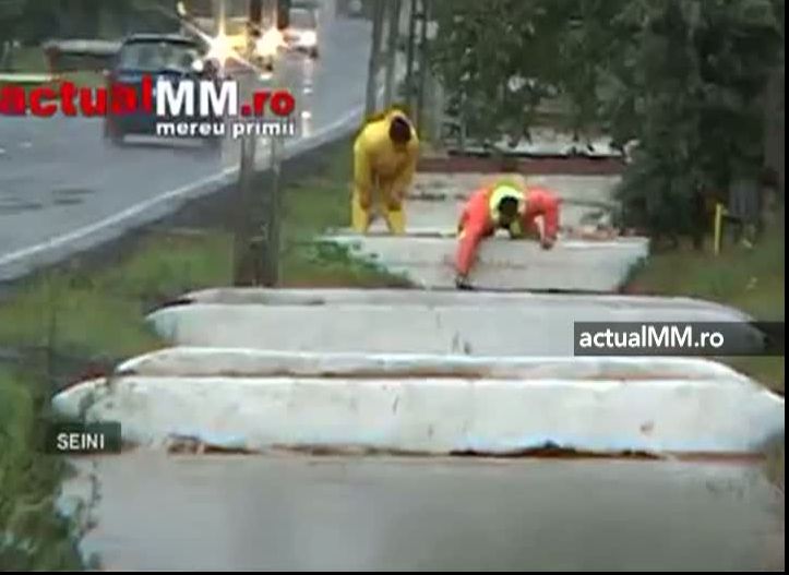 POTOP în Maramureş. Ploile au făcut PRĂPĂD - CODUL GALBEN continuă