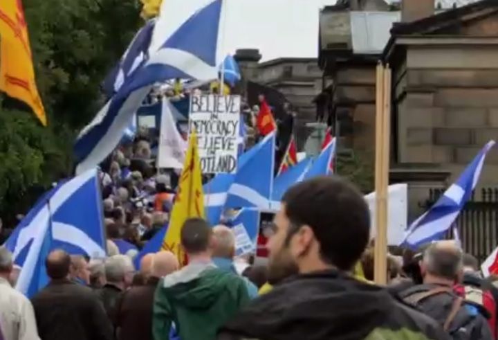 Scoțienii rescriu, mâine, istoria  