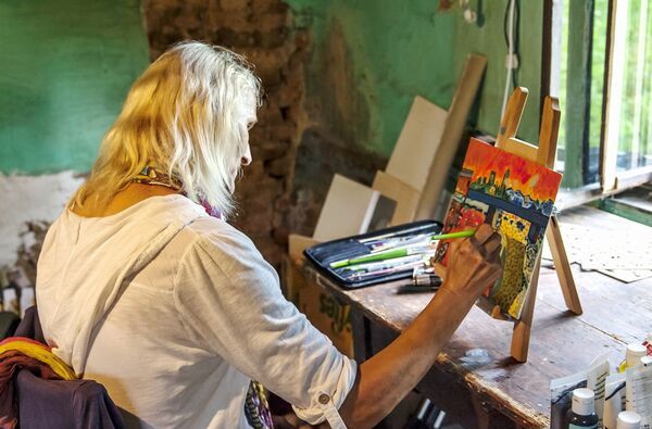 A schimbat mediul de business din Silicon Valley la viața la țară în Sângeorgiu de Meseș