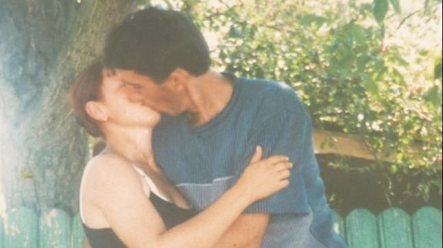 Tragedia românilor morţi, care a şocat Italia:ce rămâne în urma măcelarului care s-a împuşcat în cap