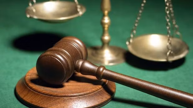 CCR: Părţile din procesele penale se pot împăca şi după sesizarea instanţei de judecată