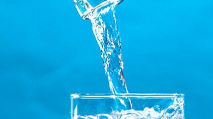 A băut trei litri de apă pe zi timp de o lună. Rezultatul a uimit lumea medicală