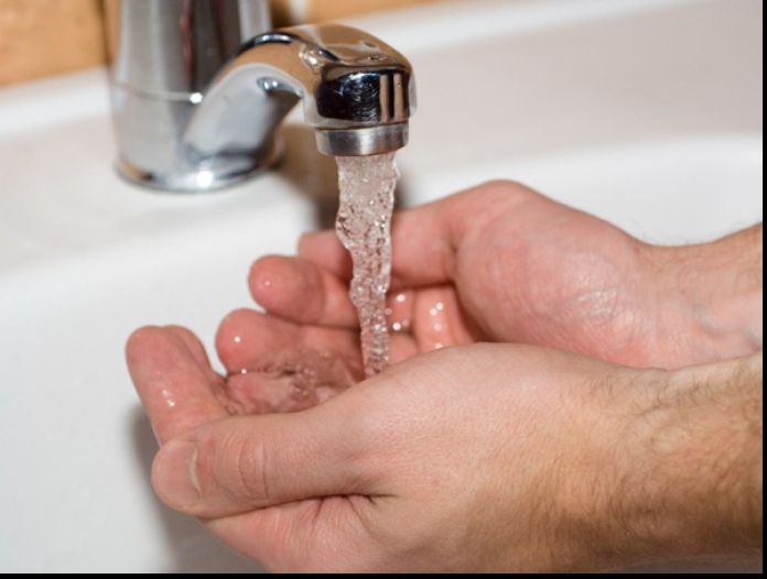 Bucureştenii riscă să rămână FĂRĂ APĂ CALDĂ până vineri. Calorifere reci în această iarnă?