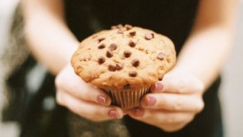 Îţi place să mânânci noaptea? Cercetătorii au aflat motivul