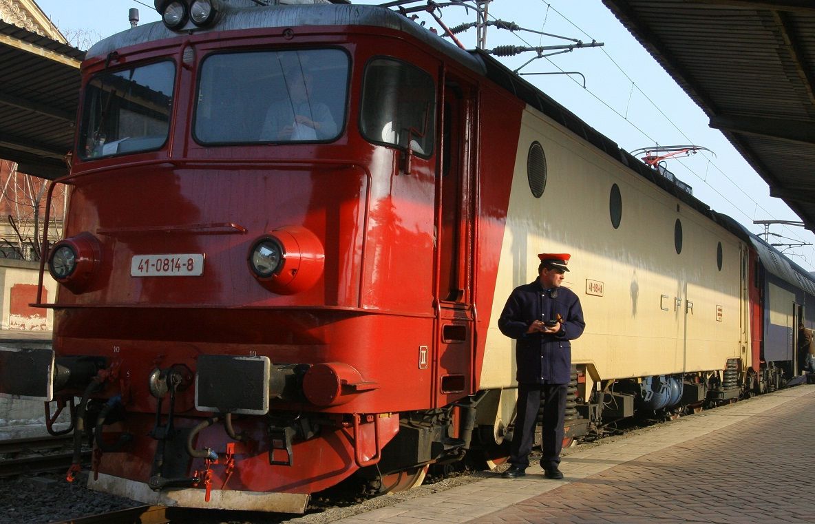 CFR Călători trece la ora de iarnă. Nu se modifică mersul trenurilor în vigoare 