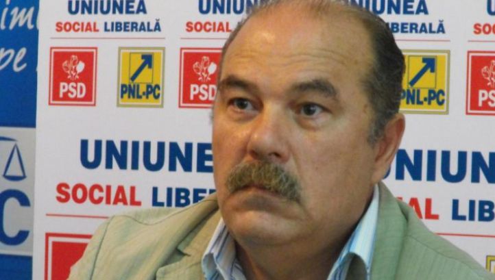 "PONTA, OFITER ACOPERIT". Preşedintele comisiei SIE cere audierea conducerii Serviciului