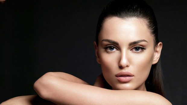 Cum arată Catrinel Menghia fără machiaj. Fanii săi au fost surprinşi