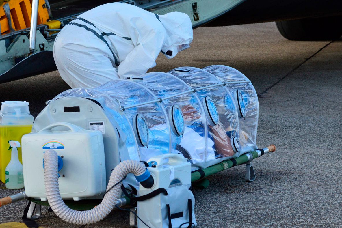 EBOLA: În Spania, ȘAPTE persoane internate, doar un singur caz confirmat 