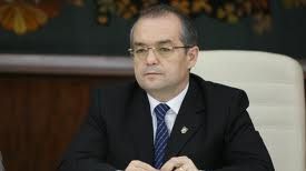 Reacția lui Emil Boc la pozele cu Elena Udrea și șefa DIICOT