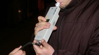 CAZ INCREDIBIL: A convins instanţa că etilotestul NU constituie probă judiciară